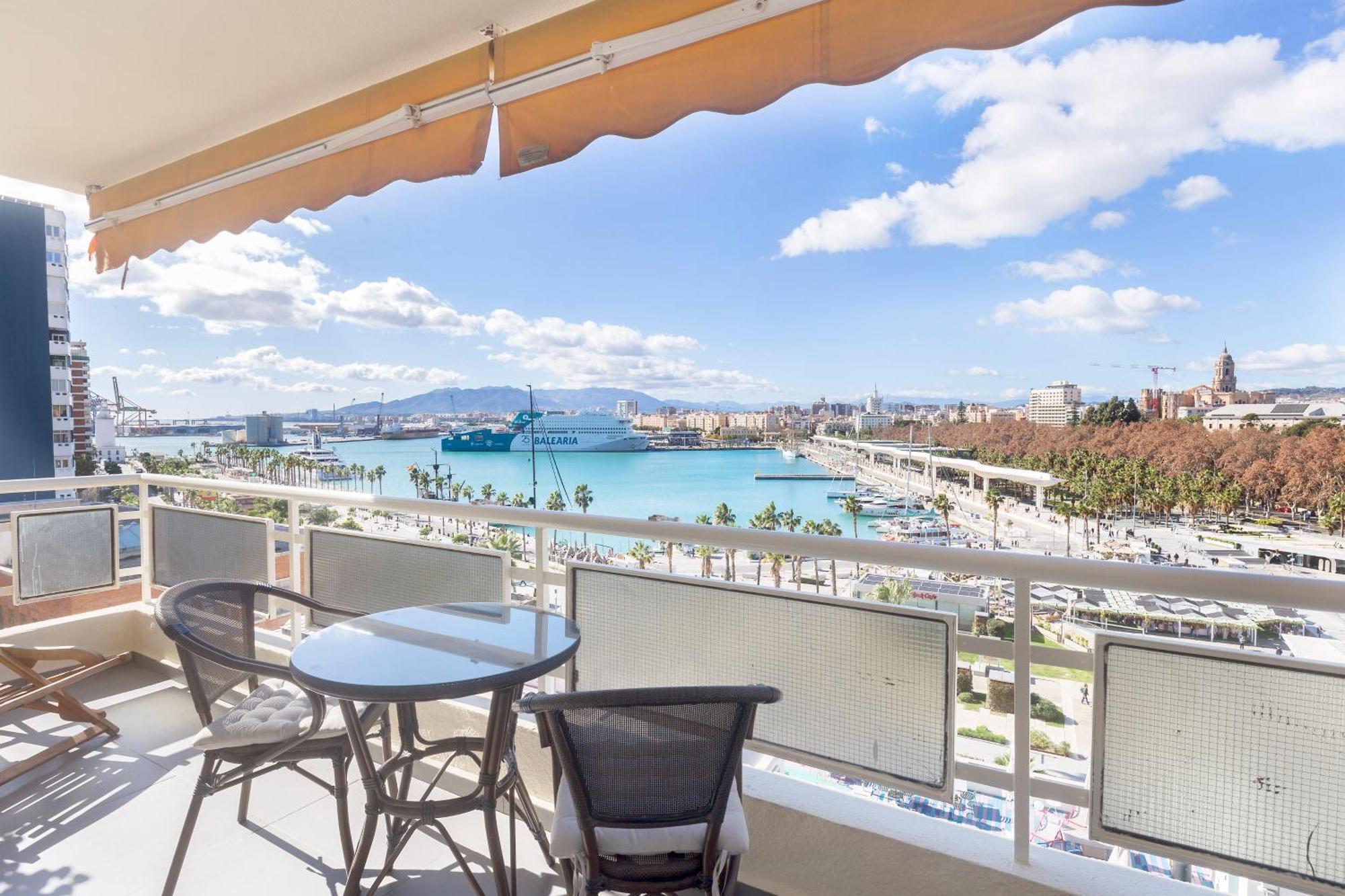 La Marina Suite Malaga Exterior photo